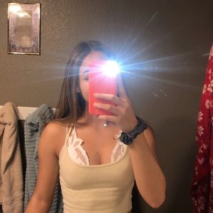 Meet your Posher, Olivia